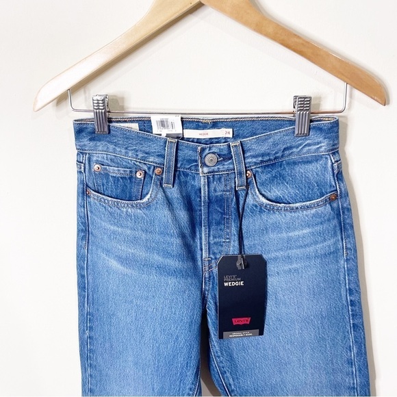 Levi’s Revolve Wedgie Icon Ankle Jeans in Athens Shut It Size 24 NWT - Picture 3 of 7